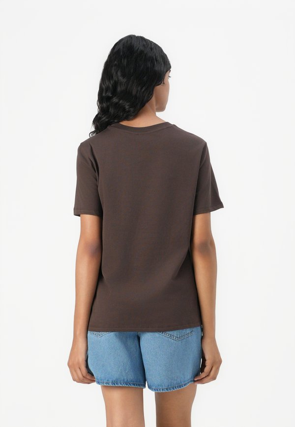 PCRIA SOLID TEE - Basic T-shirt - hot fudge2