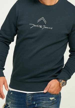 Sweater - dark green