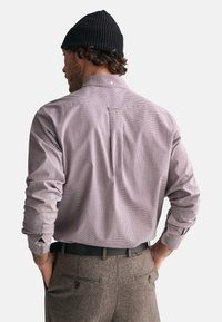 GANT Hemd - carbernet red