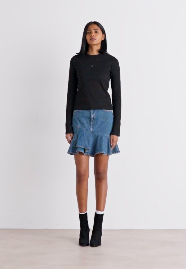 LABEL - Long sleeved top4