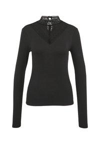 Zwarte lange mouwen top met een hoge kantenkraag, voorzien van een V-vormige kantaccent bij de borst. Gladde textuur, getailleerd ontwerp en effen kleur.