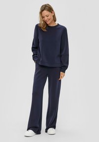 s.Oliver WIDE-LEG - Trainingsbroek - navy