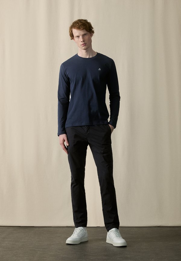 Long sleeved top - dark night4