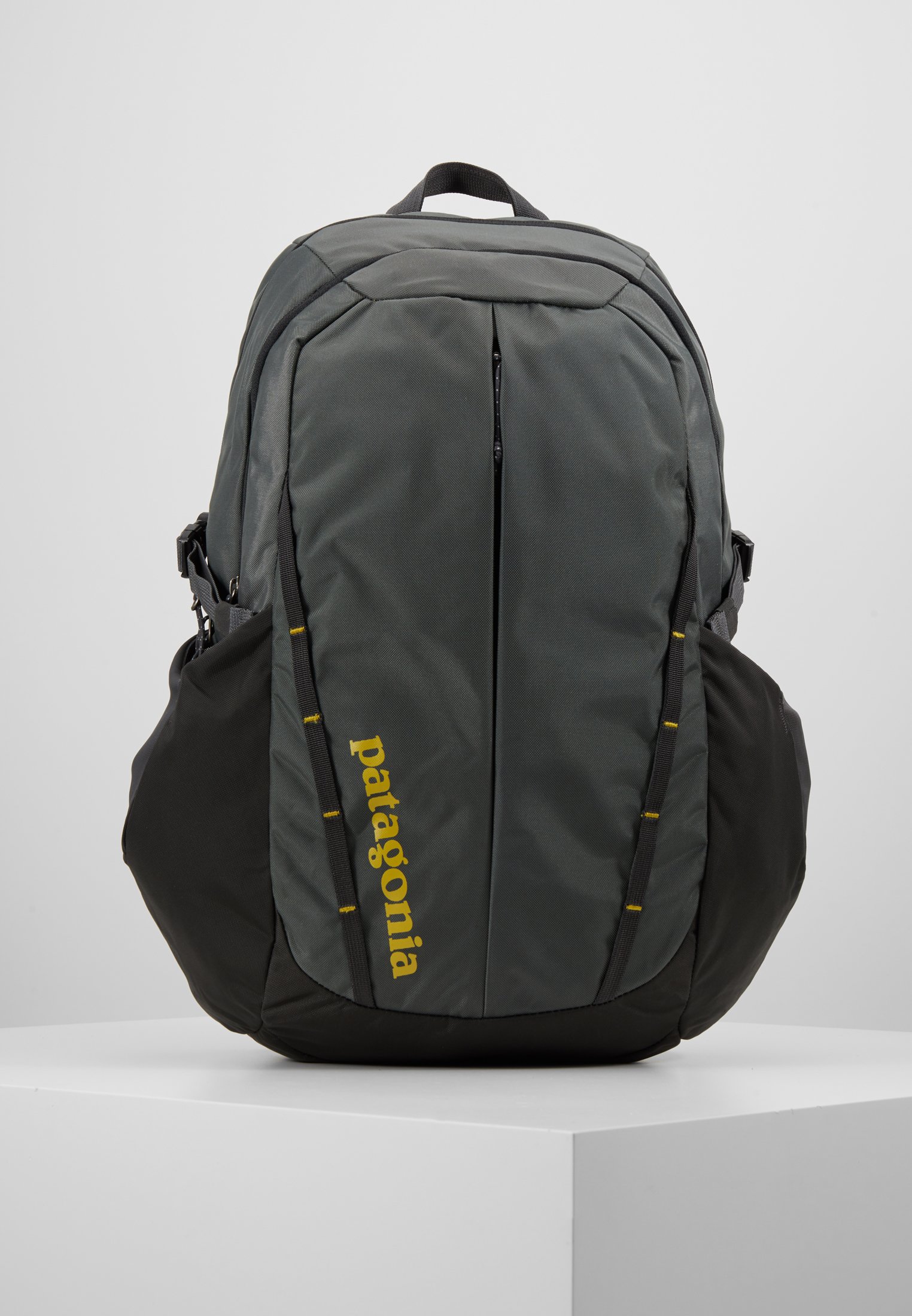 Patagonia REFUGIO PACK 28L Ryggsekk forge greygreen Patagonia REFUGIO PACK 28L Ryggsekk forge greygreen