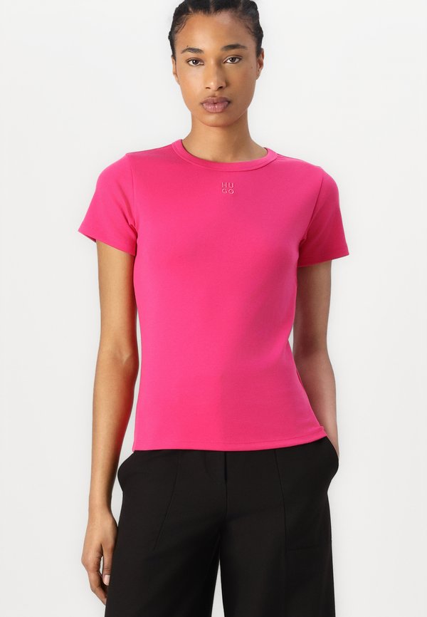 DELORIS - Basic T-shirt4