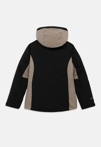 Fekete és bézs szigetelt dzseki kapucnival. Elegáns dizájn, kontrasztos panelok, és diszkrét logó az ujjon.