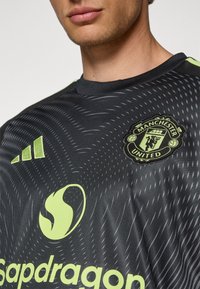 adidas Performance MANCHESTER UNITED 25/26 AWAY JERSEY LONGSLEEVE - Maalivahdin paita - white