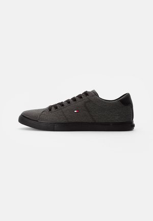 ESSENTIAL VULC - Sneakers basse - black