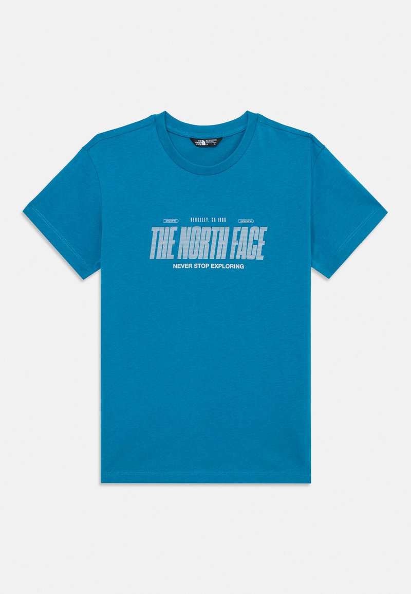 Mėlyna trumpomis rankovėmis medvilninė marškinėliai su "The North Face" logotipu ir šviesiai pilku tekstu "Never Stop Exploring" per priekį.