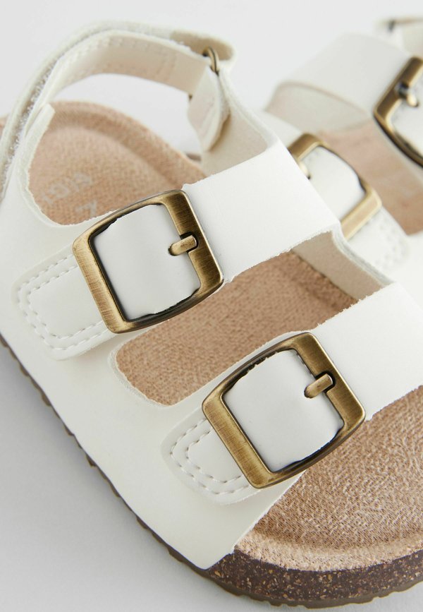 STANDARD FIT – Lauflernschuh