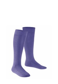 Lila kniehohe Socken mit glatter Textur, geripptem Bund und verstärkter Spitze. Einfaches Design, geeignet für verschiedene Outfits.