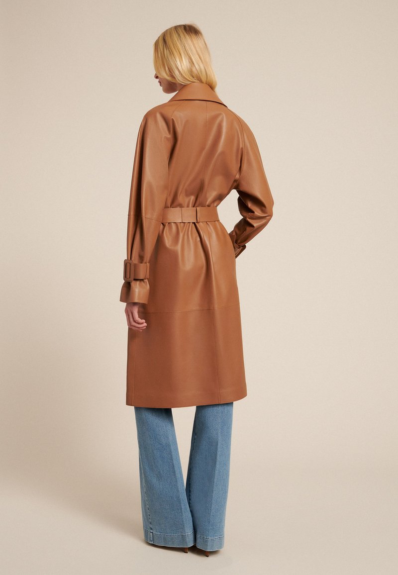 Damen Parkas | Luisa Spagnoli VELICA Trenchcoat tabacco/dunkelbraun - OY75999 Damen Parkas | Luisa Spagnoli VELICA Trenchcoat tabacco/dunkelbraun - OY75999