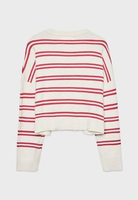 Weißer, kurz geschnittener Pullover mit roten horizontalen Streifen, gerippten Bündchen und Saum. Weiche Stricktextur, lockere Passform und weite Ärmel.