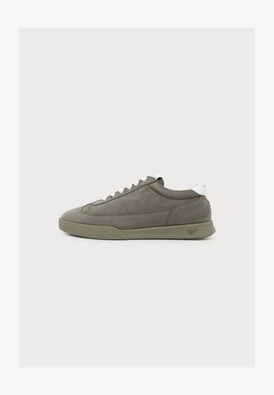 Emporio Armani, SNEAKER - Sneakers low - fango/white