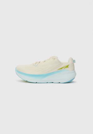 Road running shoes - tan
