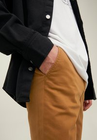 Jack & Jones JPSTMARCO NOOS - Chino - braun