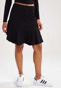 Vero Moda Gonna a campana - black