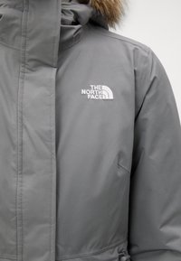 The North Face ZANECK PARKA - Párka - smoked pearl