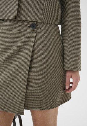 Gestuz, GZCASIA HW SKIRT - Wickelrock - black and white houndstooth