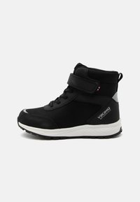 Επιλέχθηκε, black
