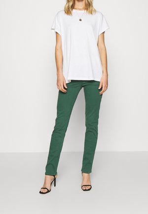 Pepe Jeans, Spodnie materiałowe