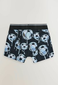 Boxers noirs pour garçons avec motif de ballon de football en fusion bleu et blanc et ceinture noire unie avec une rayure blanche.