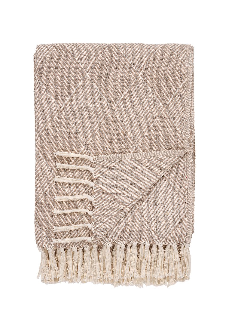 Coperta tessuta in beige e crema con un motivo a diamante, bordi frangiati e una finitura testurizzata, ripiegata ordinatamente per la visualizzazione.