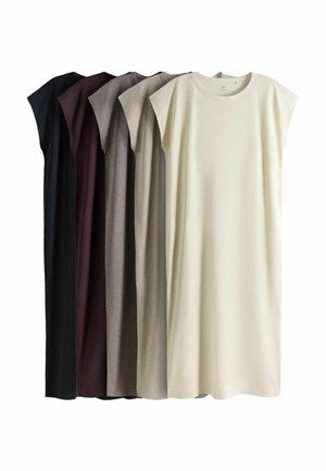 Fem ærmeløse kjoler til knæet i sort, mørkebrunt, mørkegråt, lysegråt og off-white, arrangeret side om side på hvid baggrund.