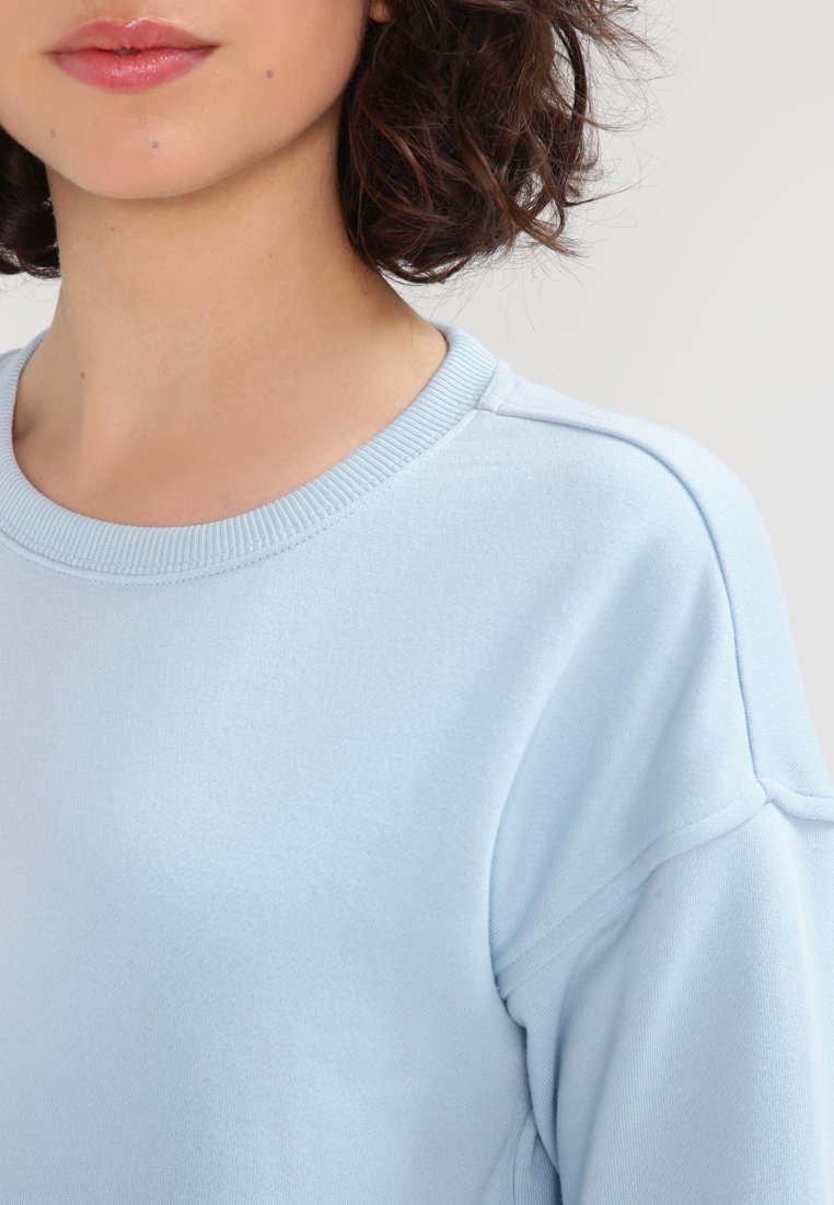 Urban Classics Sweater babyblue Zalando.nl Urban Classics Ladies oversized crew sweater sweater cream