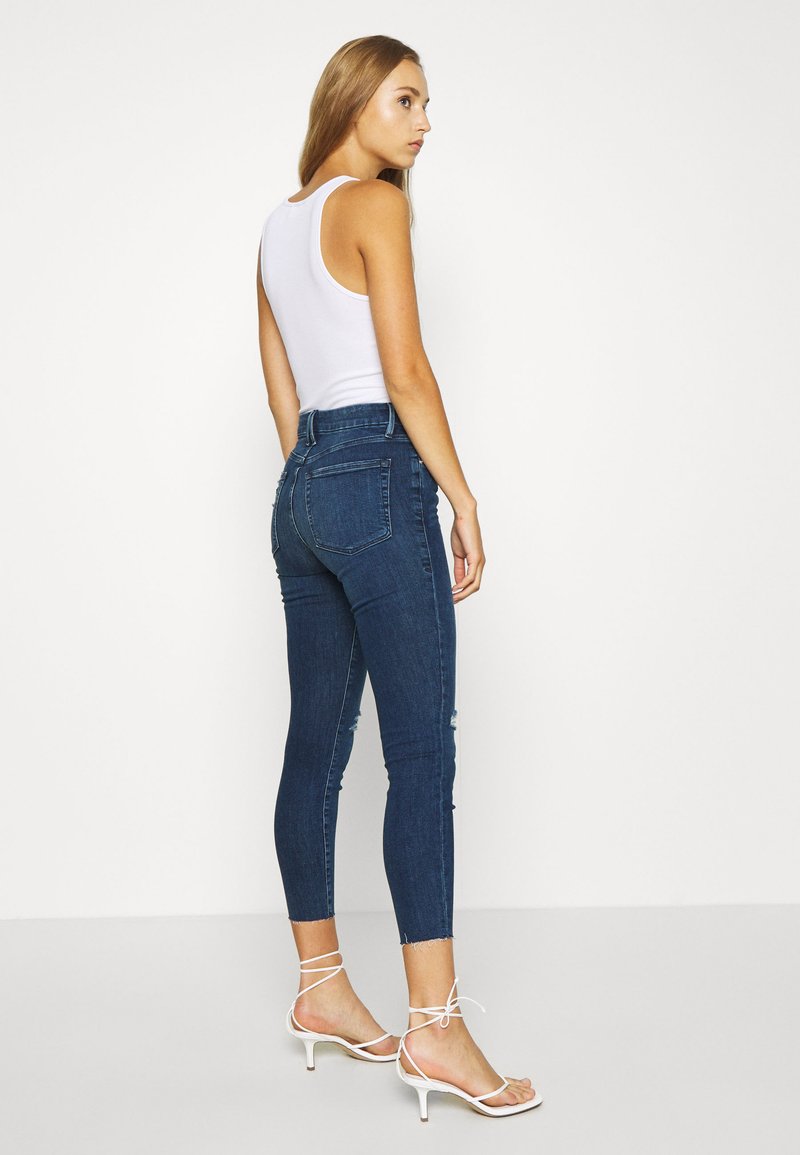 pix Good American Good Legs Crop Raw Edge zalando