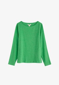 Nevybrané, green hedgerow