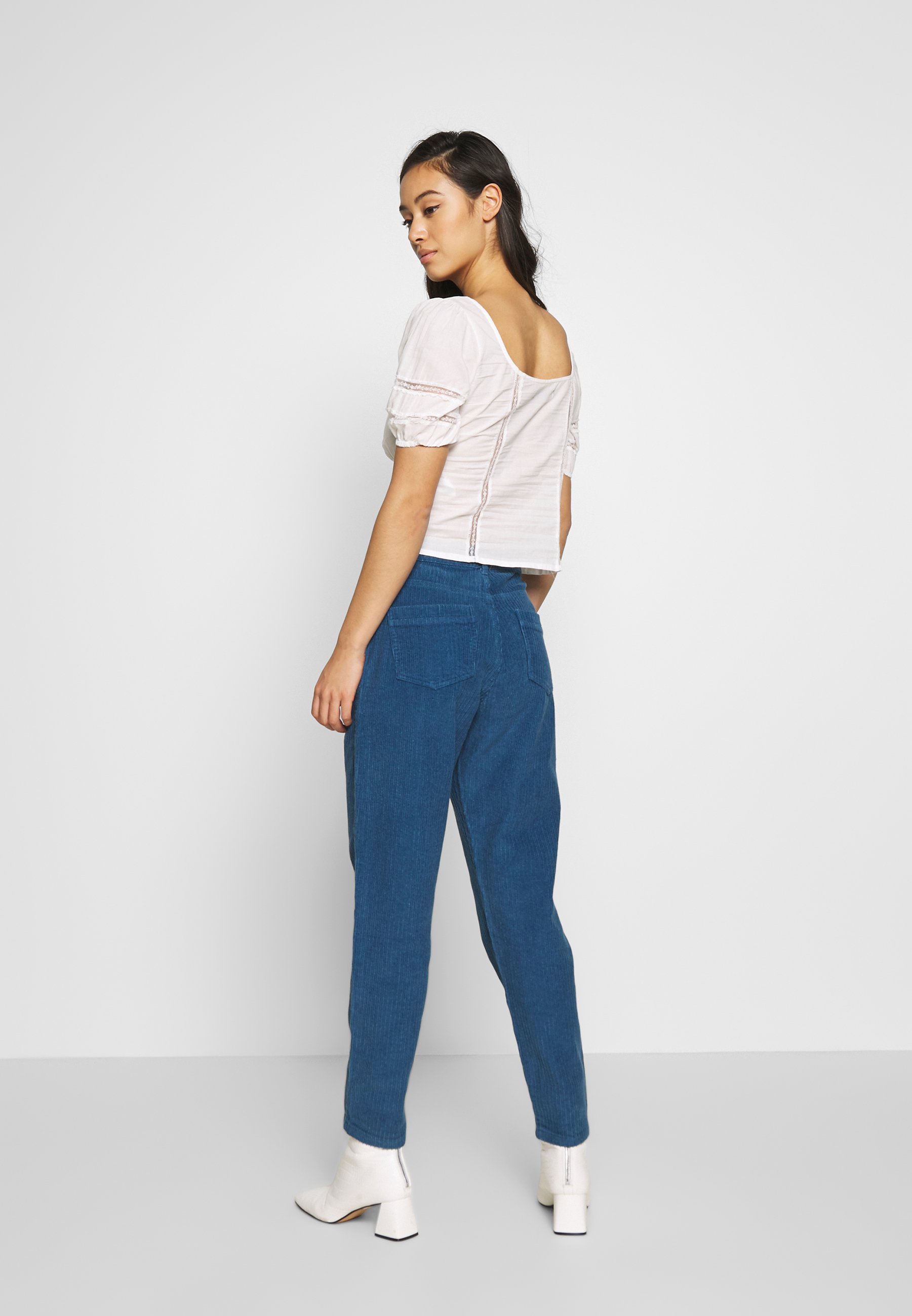Missguided RIOT HIGH RISE JUMBO MOM JEAN PETROL Bukse Missguided RIOT HIGH RISE JUMBO MOM JEAN PETROL - Bukse - blue