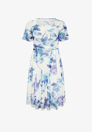 Hvid knælængde kjole med blå og lilla blomsterprint, korte ærmer, firkantet udskæring og taljeret pasform med en udvidet nederdel.