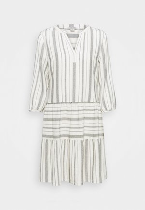 Weißes knielanges Kleid mit grauen vertikalen und horizontalen Streifen, Dreiviertelärmeln, V-Ausschnitt und gestuftem Rock.