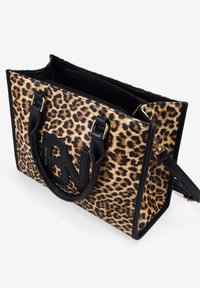 Bosanova CON LOGO - Bolso de mano - leopardo