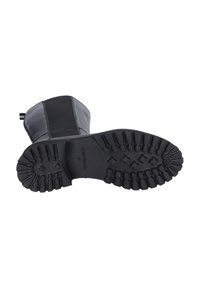 Josef Seibel Kozačky na platformě - black