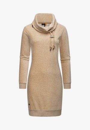 Beżowa sukienka swetrowa z długim rękawem, dużym złożonym kołnierzem kominowym ze sznurkiem, prążkowanymi mankietami i dołem.