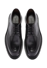 Schwarze Derby-Schuhe aus Leder mit glatter Oberfläche, fünf Ösen, runder Zehenform und strukturierter Gummisohle mit ausgeprägten Details.