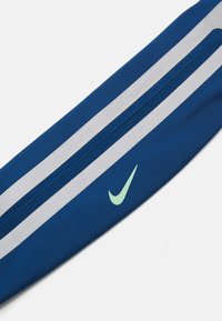 Nike Performance SLIM WAIST PACK 3.0 UNISEX - Diržinis krepšelis - court blue/black/vapor green