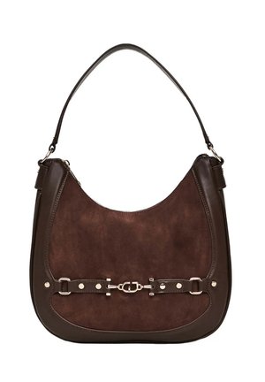 Borsa a tracolla in camoscio e pelle marrone con singolo manico, dettaglio decorativo con fibbia color argento e fondo di forma arrotondata.