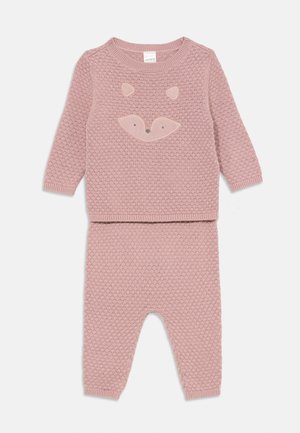 SHERPA - Spodnji deli trenirk - pink