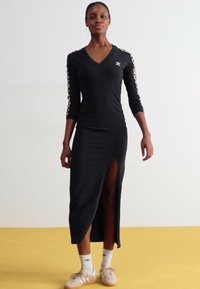 adidas Originals LEO MAXI DRESS - Φόρεμα από ζέρσεϊ - black