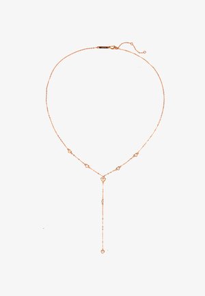 Collier en or rose avec chaîne délicate, présentant des accents en forme de cœur et de petits cristaux, se terminant par un pendentif en goutte. Longueur réglable.