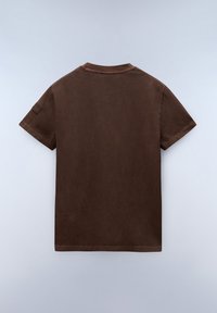 T-shirt in cotone marrone a maniche corte con colletto rotondo, linee pulite e una vestibilità comoda, caratterizzato da una texture sottile e senza motivi visibili.
