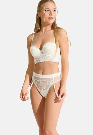 Slip - ivoire