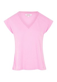 T-shirt fucsia a maniche corte con scollatura a V, realizzato in tessuto morbido, caratterizzato da una vestibilità rilassata e una superficie leggermente texturizzata. Etichetta del marchio visibile sul colletto.