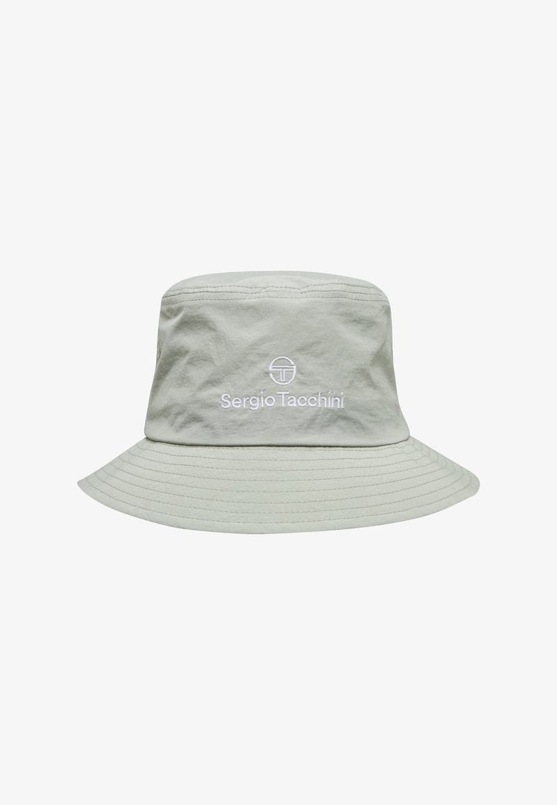 Chapeau bob gris clair avec large bord et logo Sergio Tacchini brodé en blanc ainsi que texte au centre avant.