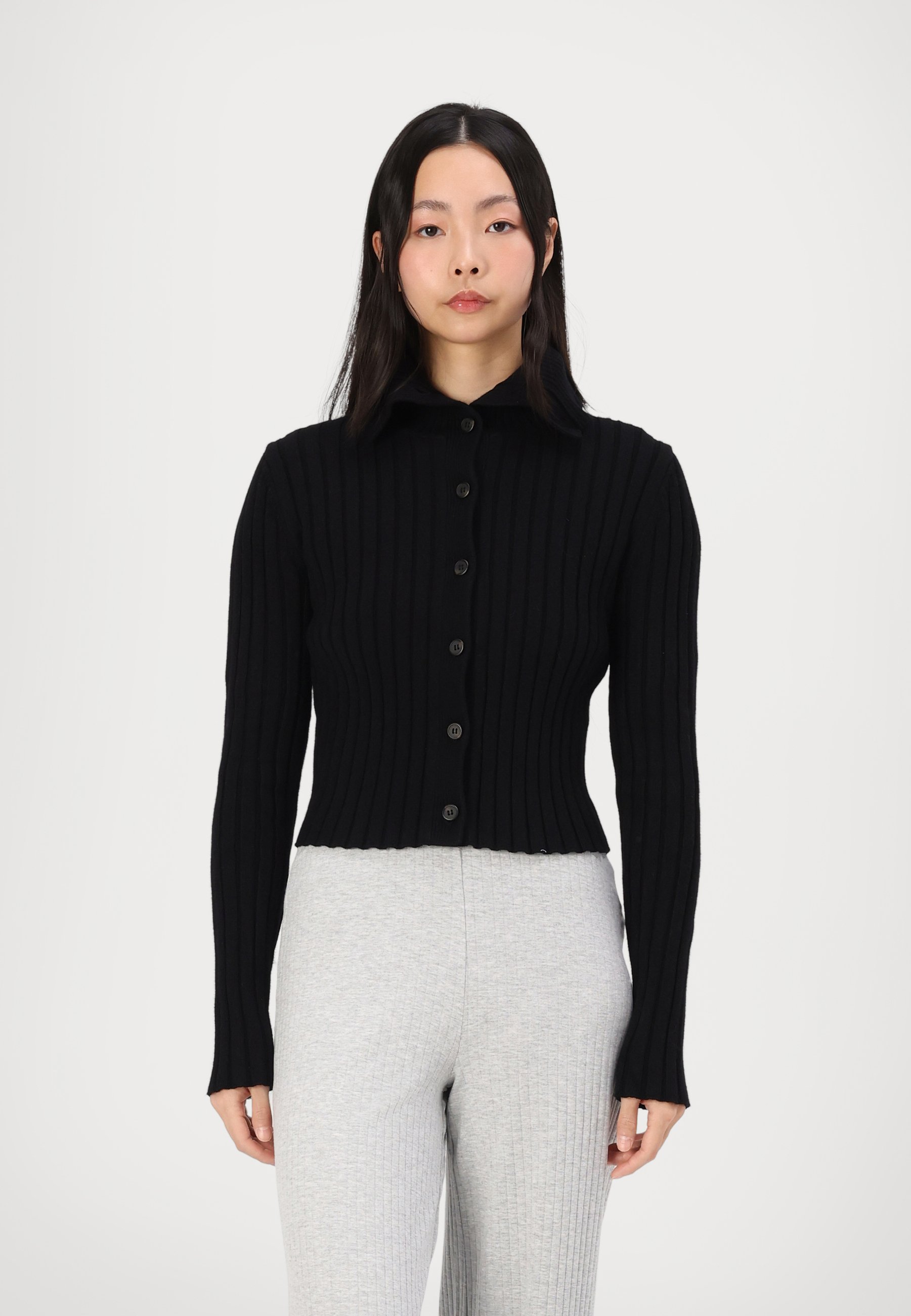 Weekday JACKIE CARDIGAN Strickjacke black/schwarz