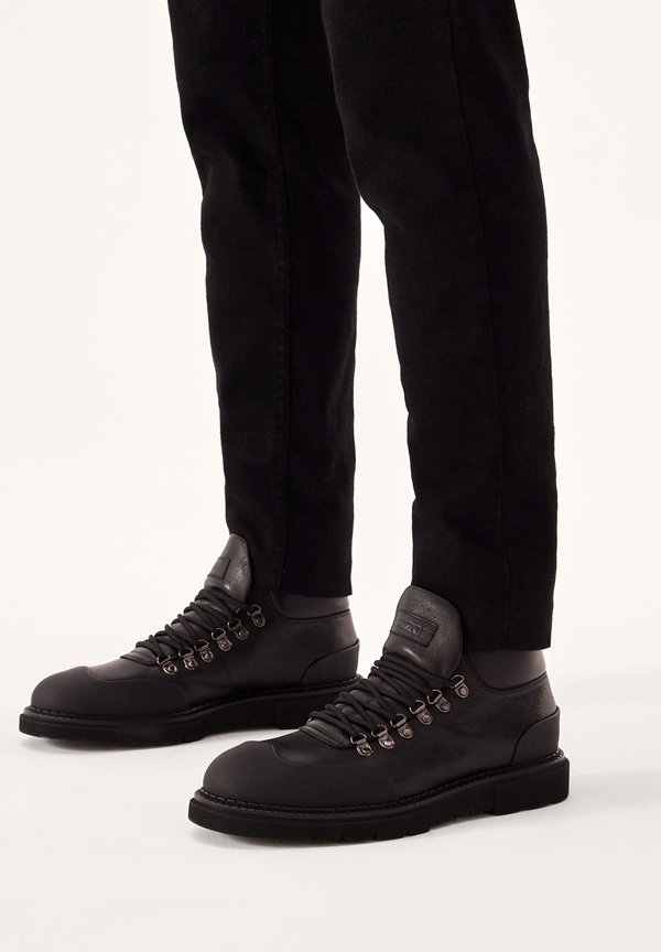 ANIRAD - Schnürstiefelette