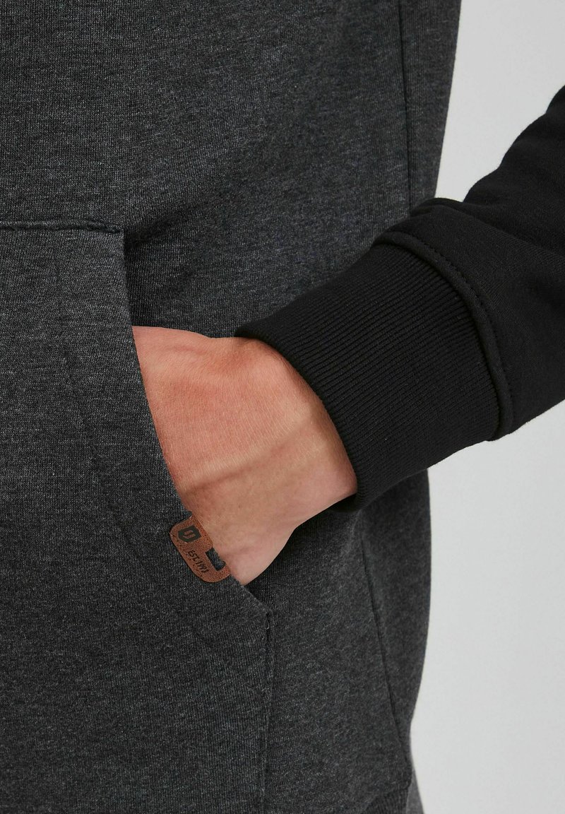 Herren Kapuzenpullover | INDICODE JEANS IDTONEY Kapuzenpullover charcoal mix/grau-meliert - GG67009 Herren Kapuzenpullover | INDICODE JEANS IDTONEY Kapuzenpullover charcoal mix/grau-meliert - GG67009